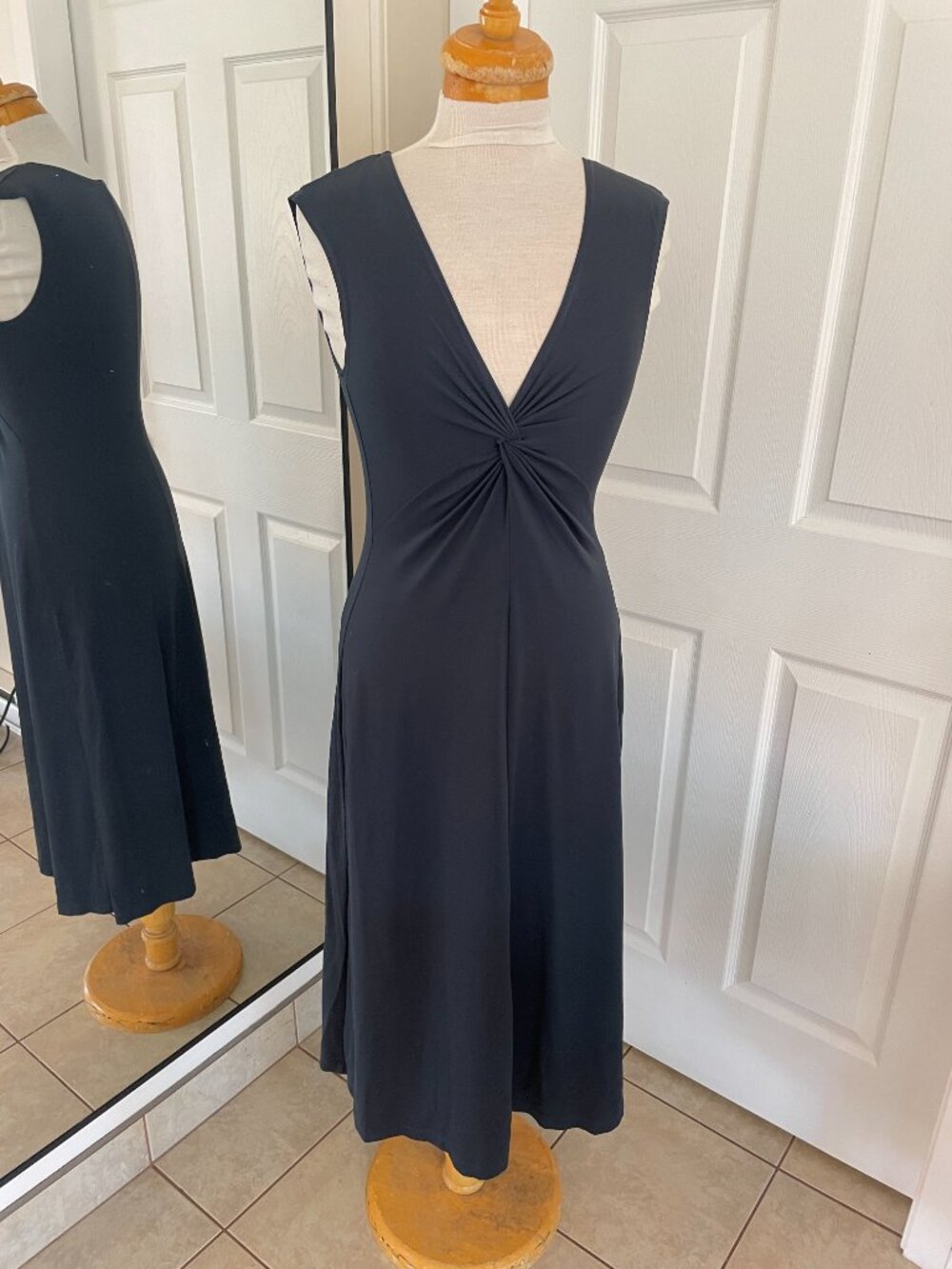 Patagonia Navy Twist Front Midi Dress Size Medium